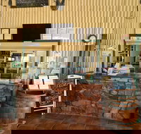 Parry Creek Farm Tourist Resort  Caravan Park - Sunshine Coast Tourism