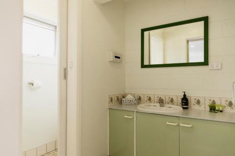 Anchor Wheel Motel - Holiday Sunshine Coast 4