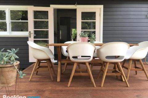 Audreys Nowra - Holiday Sunshine Coast 0