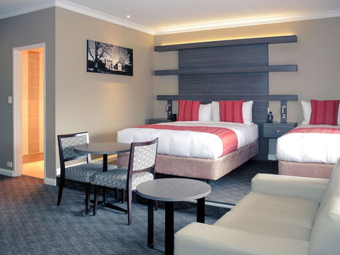 Mercure Orange - Sunshine Coast Tourism 2