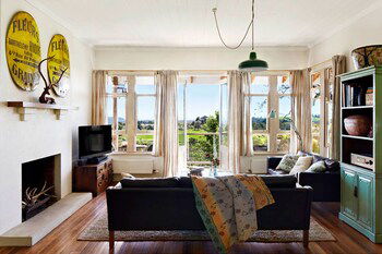 Milk And Honey - Sunshine Coast Tourism 0