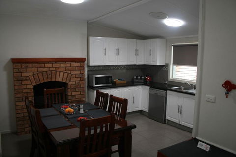 34 On Emily - Sunshine Coast Tourism 2