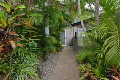 Boho Beach Apartment - Sunshine Coast Tourism 1