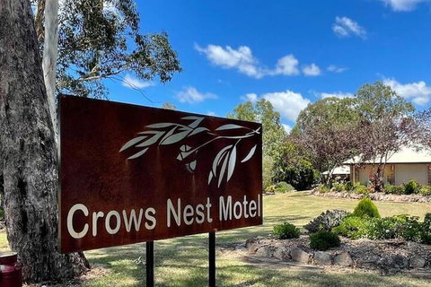 Crows Nest Motel - Holiday Sunshine Coast 3