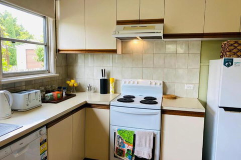 Growse House Yarram - Holiday Sunshine Coast 4