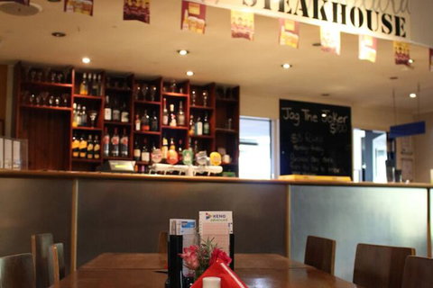 Tandara Hotel Motel - Holiday Sunshine Coast 2