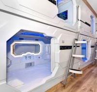 Space Q Capsule Hotel - Holiday Sunshine Coast