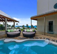 Beachy Coastal Retreat - Holiday Sunshine Coast