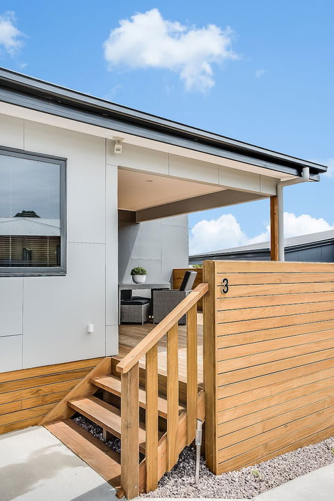 Apartments On Fraser Bicheno - Holiday Sunshine Coast 5