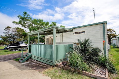 Reflections Holiday Parks Eden - Sunshine Coast Tourism 4