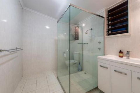 Gonetroppo Airlie Beach - Sunshine Coast Tourism 6