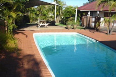 Bomaderry Motor Inn - Holiday Sunshine Coast 0