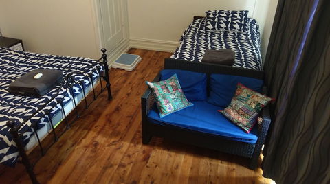 Ned's Studio Apartment - Holiday Sunshine Coast 2