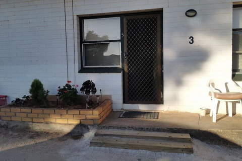 Kimba Units - Holiday Sunshine Coast 4