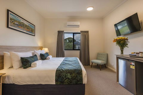 Club Maclean Motel - Holiday Sunshine Coast 4