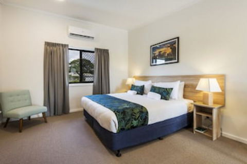 Club Maclean Motel - Holiday Sunshine Coast 0