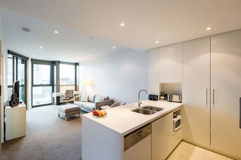 MILA, 1BDR Cremorne Apartment - Holiday Sunshine Coast 4