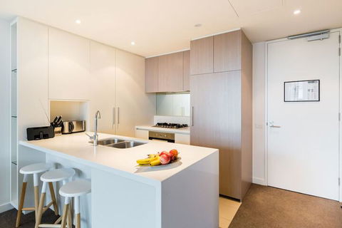MILA, 1BDR Cremorne Apartment - Holiday Sunshine Coast 2