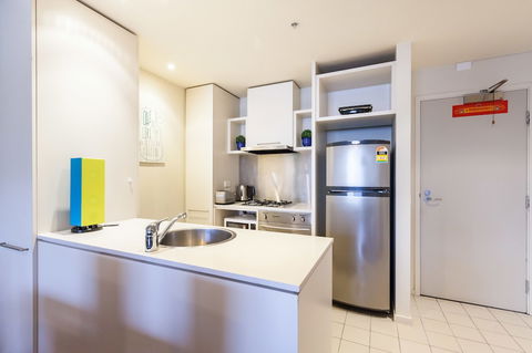 WESLEY, 2BDR Carlton Apartment - Sunshine Coast Tourism 2