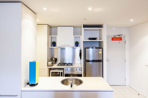 WESLEY, 2BDR Carlton Apartment - Sunshine Coast Tourism 3