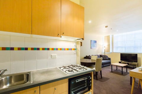 ELIZA, 2BDR Melbourne Apartment - Holiday Sunshine Coast 4