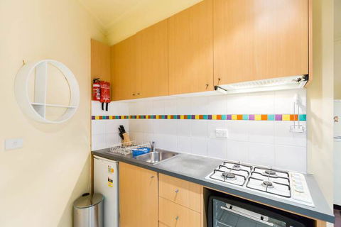ELIZA, 2BDR Melbourne Apartment - Holiday Sunshine Coast 3
