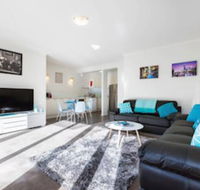AMAL 1BDR North Melbourne Apartment - Holiday Sunshine Coast