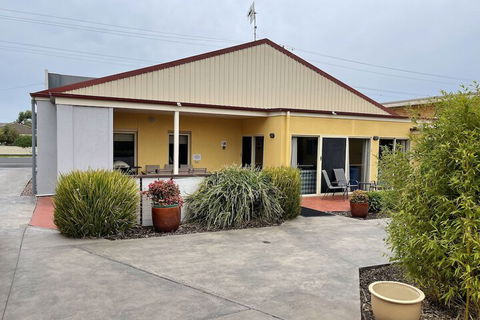 Austral Place 88 Via Merri River - Holiday Sunshine Coast 4