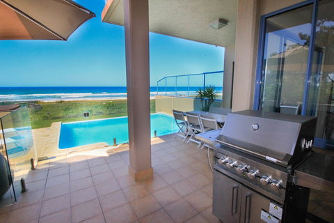 Absolute Beachfront Holiday House - Sunshine Coast Tourism 3