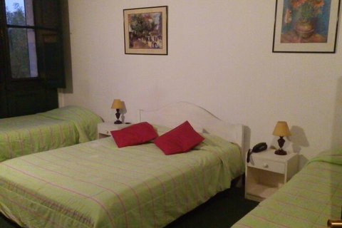 Cameron Lodge Cottage - Holiday Sunshine Coast 5