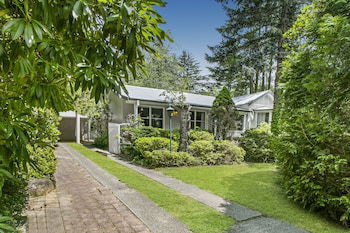 Garden Cottage - Holiday Sunshine Coast 0