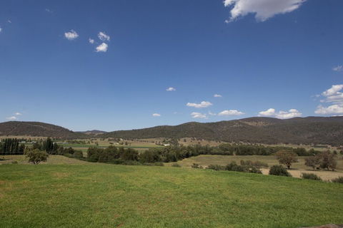 Stay In Mudgee - Holiday Sunshine Coast 4