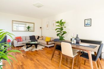 Bronte Beach House - Holiday Sunshine Coast 0