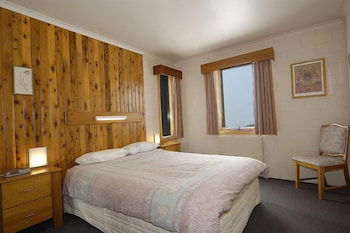 Alpine Haven 2 - Holiday Sunshine Coast 2