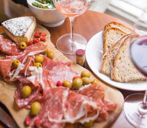 Heavenly Retreat - Sunshine Coast Tourism 2