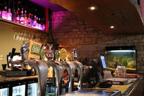 Hampton Halfway Hotel Motel - Holiday Sunshine Coast 1