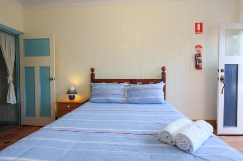 Samford Lakes - Sunshine Coast Tourism 6