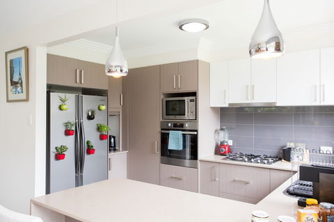 Armidale Cottage - Holiday Sunshine Coast 4