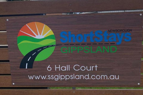 Short Stays Gippsland (Newborough) - Holiday Sunshine Coast 3