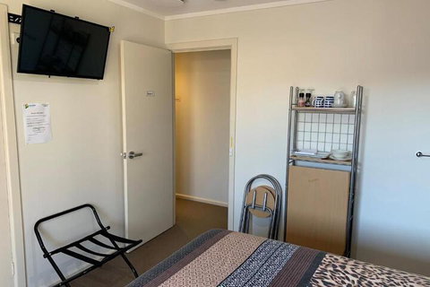 Short Stays Gippsland (Newborough) - Holiday Sunshine Coast 7