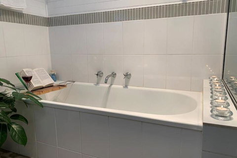 Short Stays Gippsland (Newborough) - Holiday Sunshine Coast 5