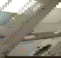 Twin Towers 504B - Sunshine Coast Tourism