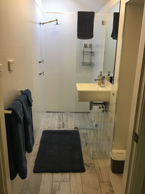 Mudgee Apartments - Church Street - Holiday Sunshine Coast 1