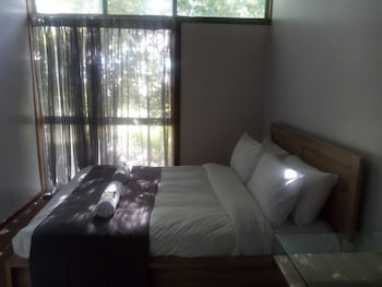 Guyra Summit Caravan Park - Sunshine Coast Tourism 6