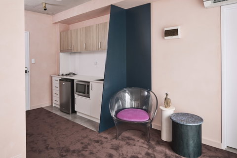 The Collectionist - Holiday Sunshine Coast 2