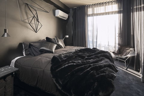 The Collectionist - Holiday Sunshine Coast 3