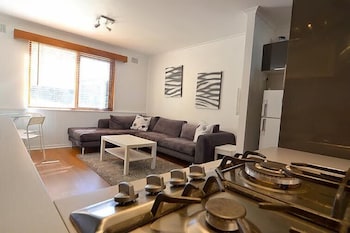 Alpine Haven 5 - Holiday Sunshine Coast 4