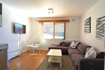 Alpine Haven 5 - Holiday Sunshine Coast 5