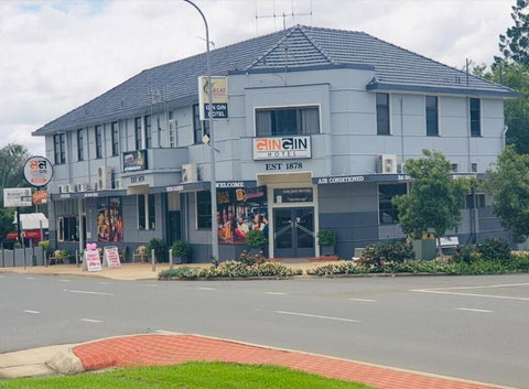 Gin Gin Budget Accommodation - Sunshine Coast Tourism 1