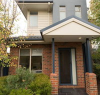 BOUTIQUE STAYS - Mentone Abode - Sunshine Coast Tourism